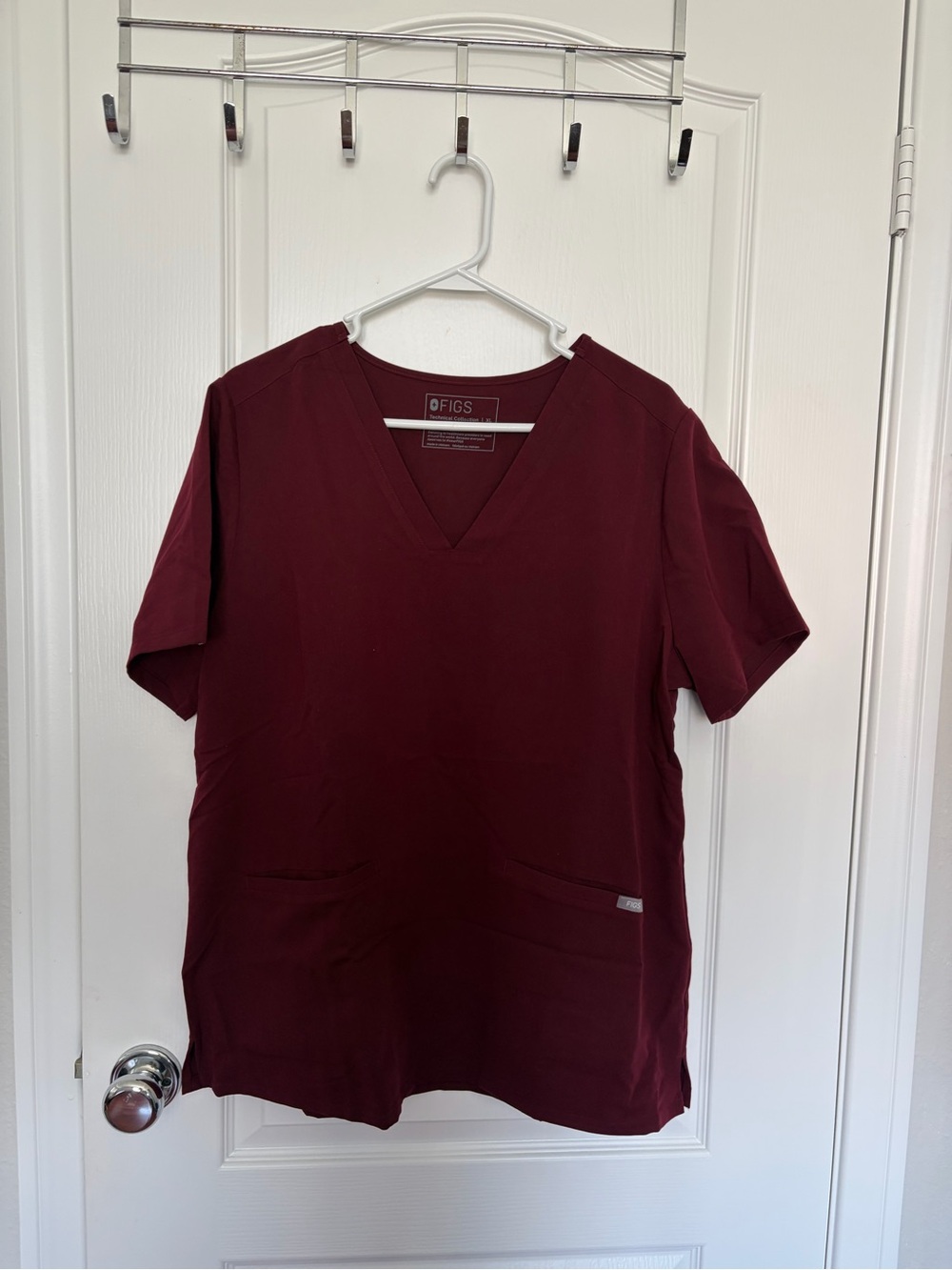 FIGS Women's V-Neck Scrub Top in Burgundy/Maroon